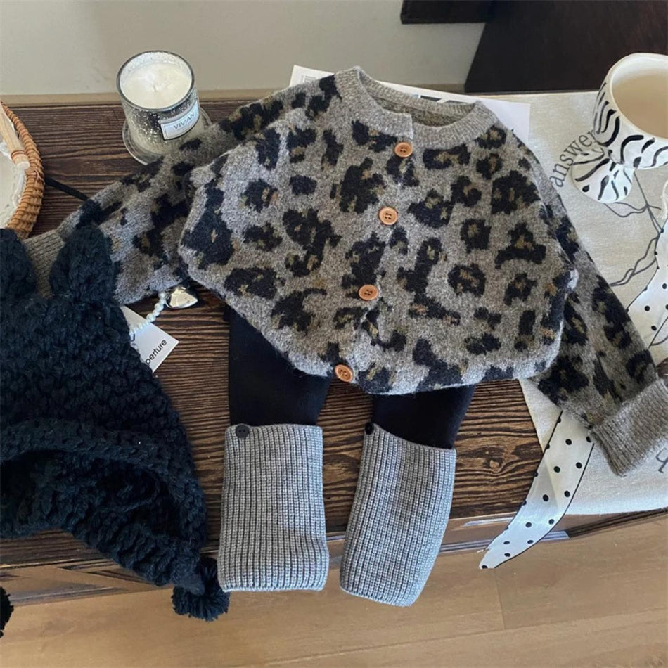 Girls Leopard Sweater & Velvet Leggings Set 2025