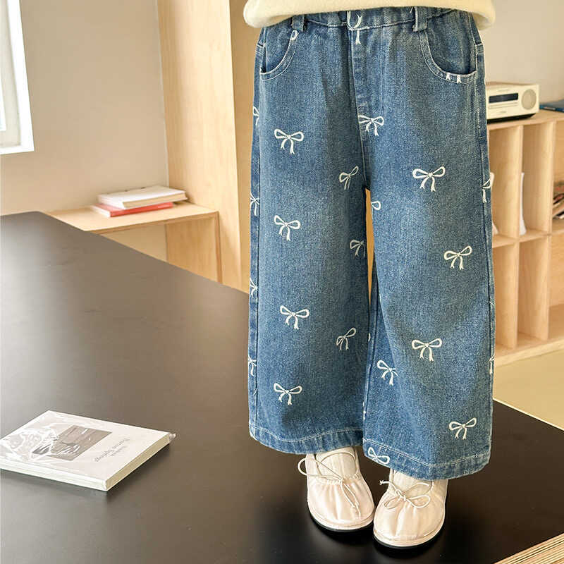 Girls Bow Print Loose Jeans Autumn 2025