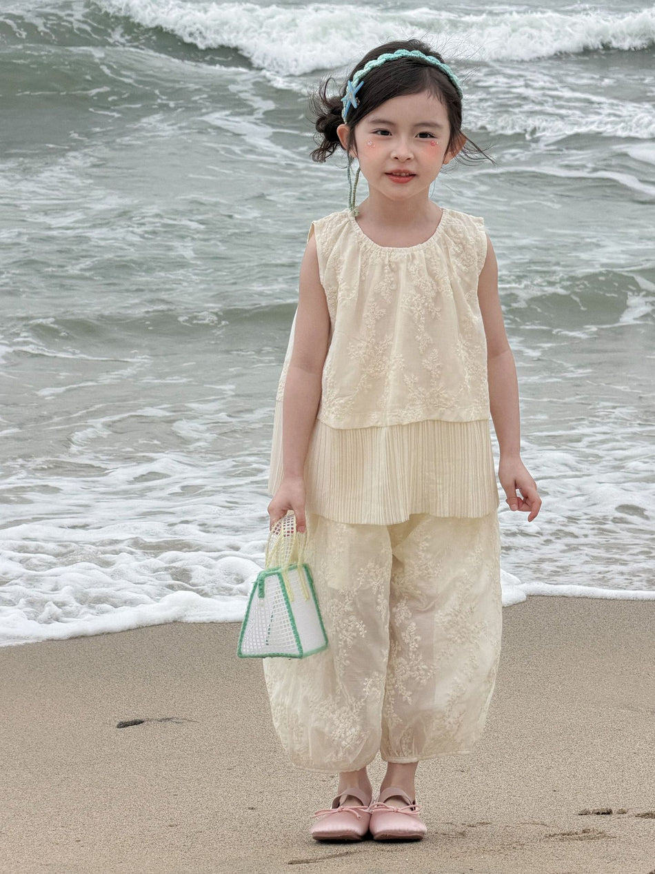 Girls Lace Embroidery Vest Pants Set Summer 2026
