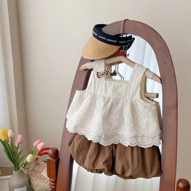 Girls Embroidered Vest Set – Stylish Two-Piece Outfit