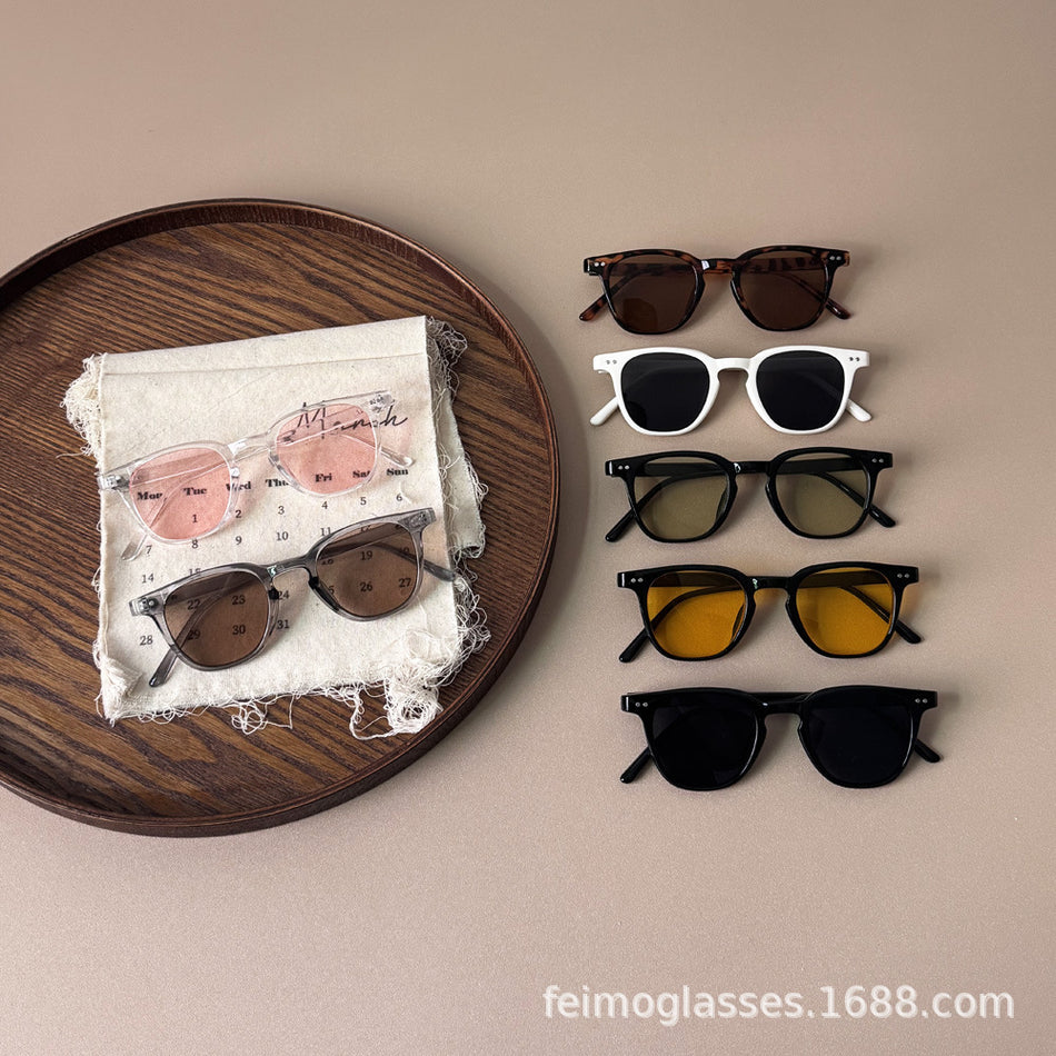 Feimo Kids UV400 Sunglasses Classic Fashion Box Style