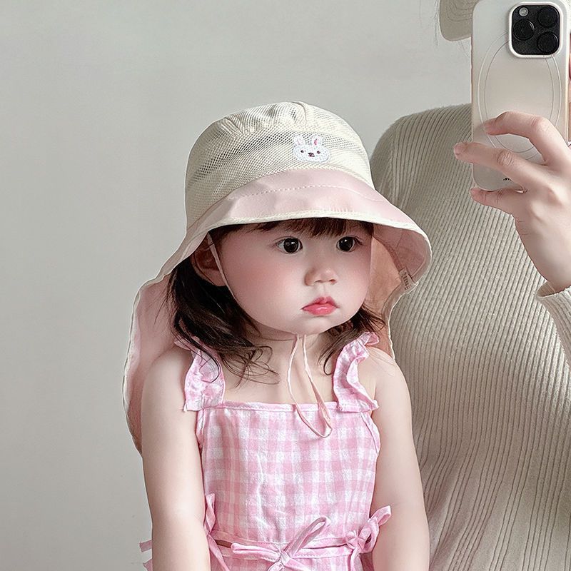 Baby Wide Brim Sun Hat with Bear Design and Mesh
