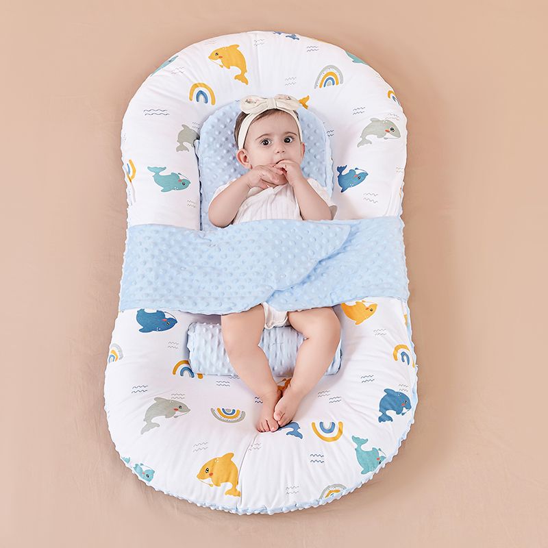 Solid Wood Portable Foldable Newborn Bionic Crib and Co-Sleeper Bed