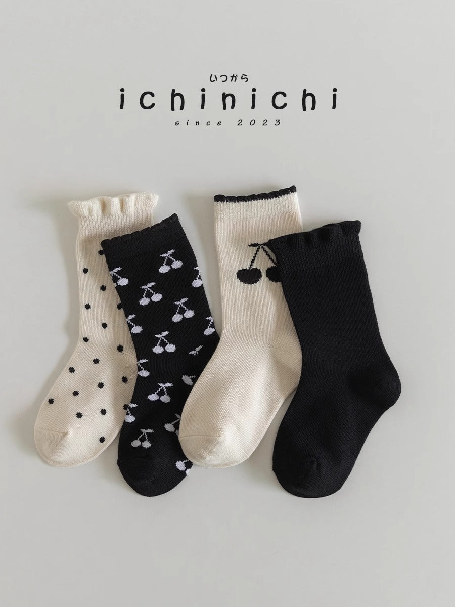 PACK OF 4 – Girls' Cotton Lace Socks, Cute Polka Dot Mid-Calf Socks