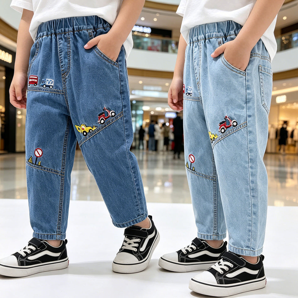 Cartoon Embroidered Boys' Cotton Jeans in Thin Summer Build