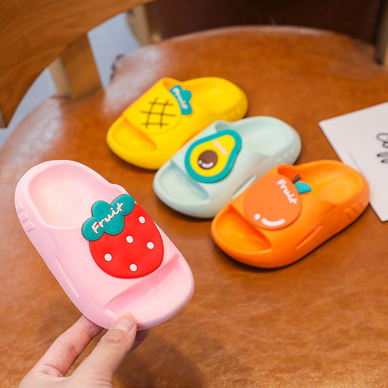 Unisex Kids' Cartoon Strawberry Non-Slip Flip-Flops