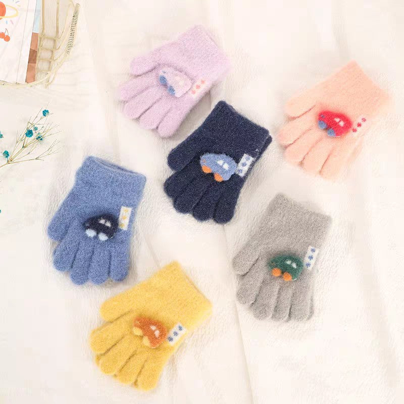 Kids’ Plush Winter Gloves – Cute Cartoon Car Design